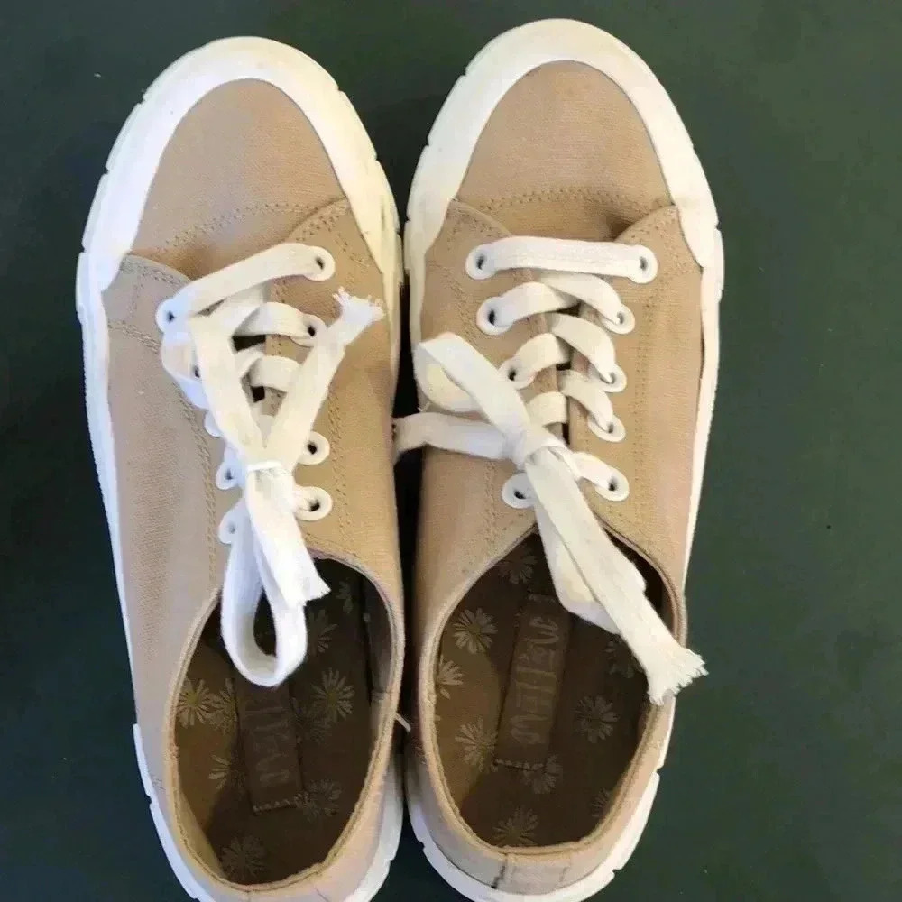 Mad Love Fran canvas sneakers